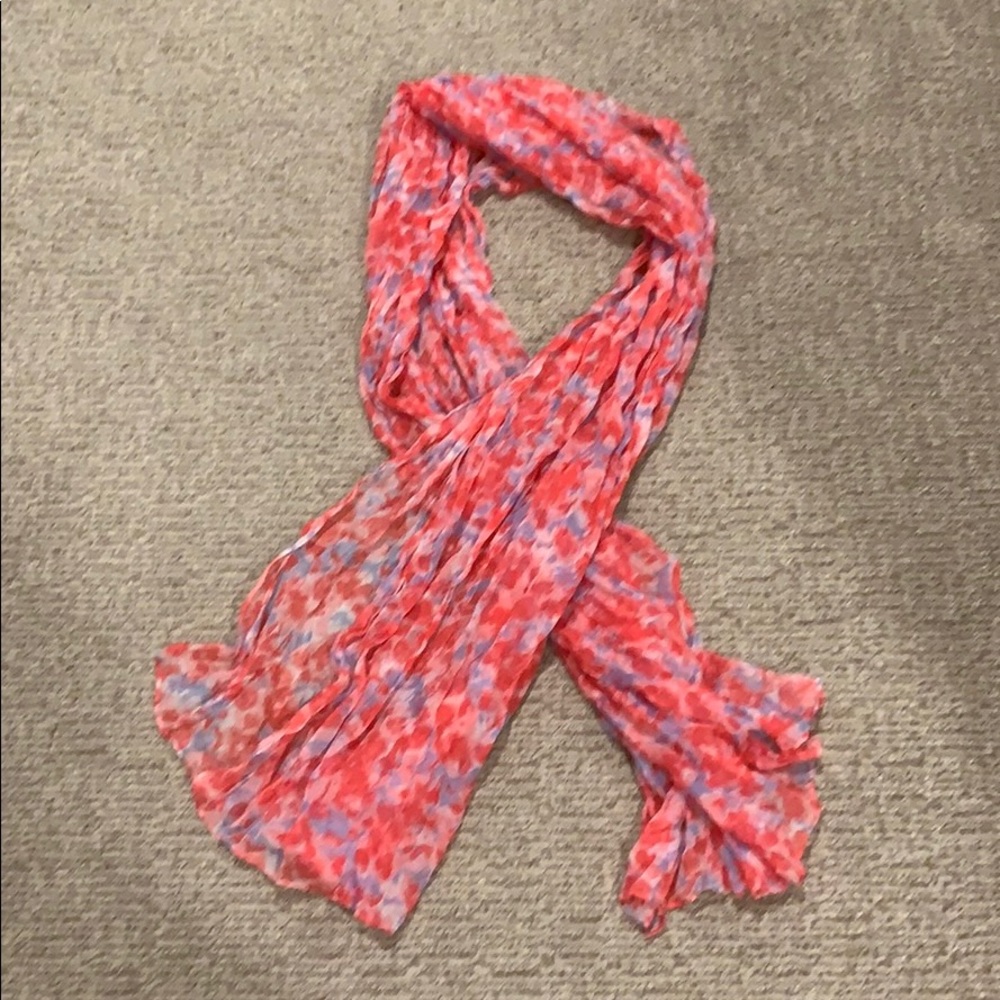 Women’s scarf